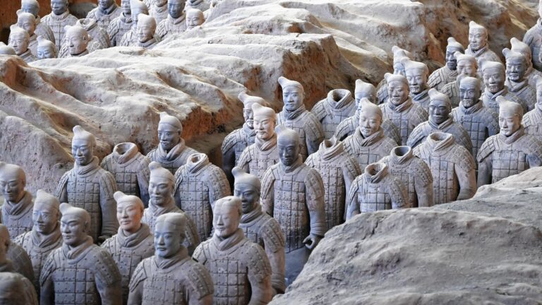 Why were the terracotta soldiers broken?